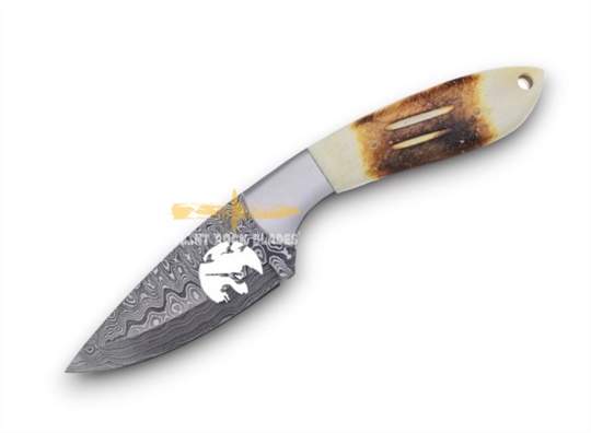 Damascus Steel Hunting knife