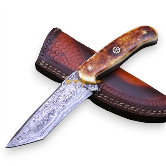 Damascus steel Tanto