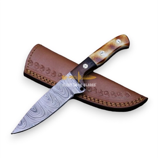 Damascus Steel Hunting Knife