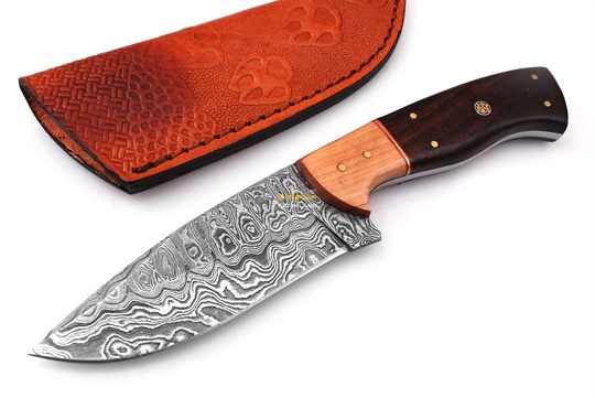 Damascus Steel Hunting knife