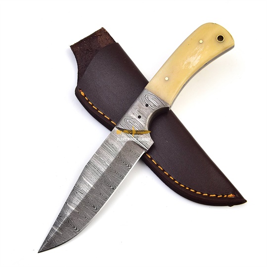 Damascus Steel Hunting knife