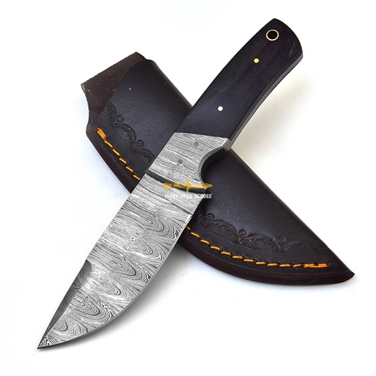 Damascus Steel Hunting knife