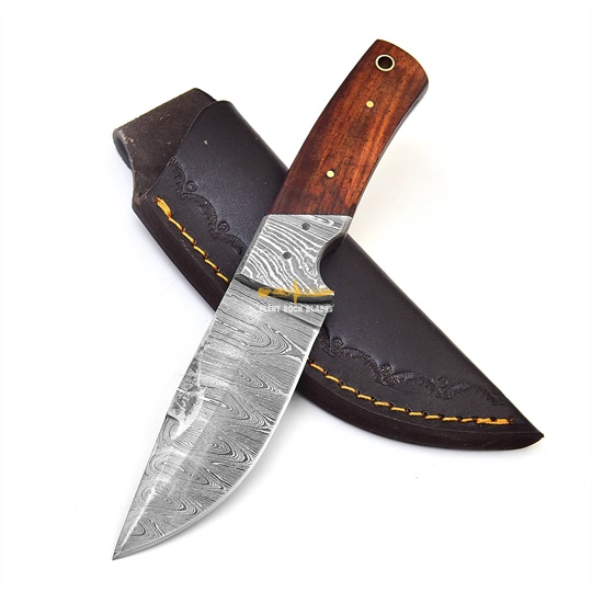 Damascus Steel Hunting knife