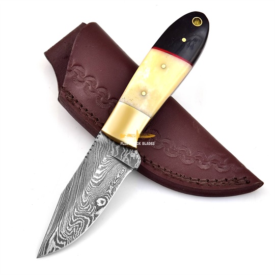 Damascus Steel Hunting knife