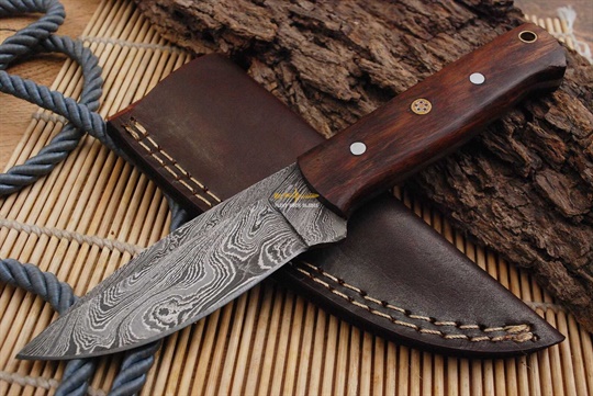 Damascus Steel Mini Skinner knife