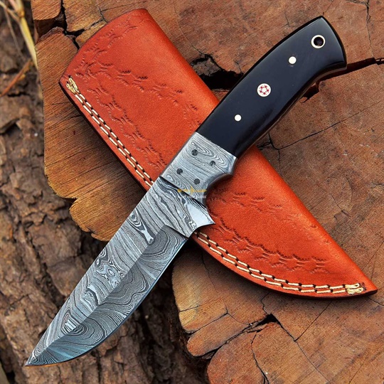 Damascus Steel Hunting knife