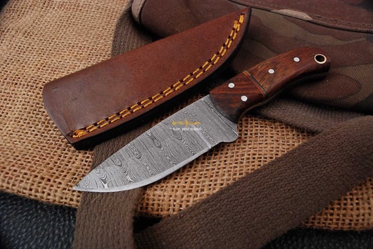 Damascus Steel Mini Skinner knife