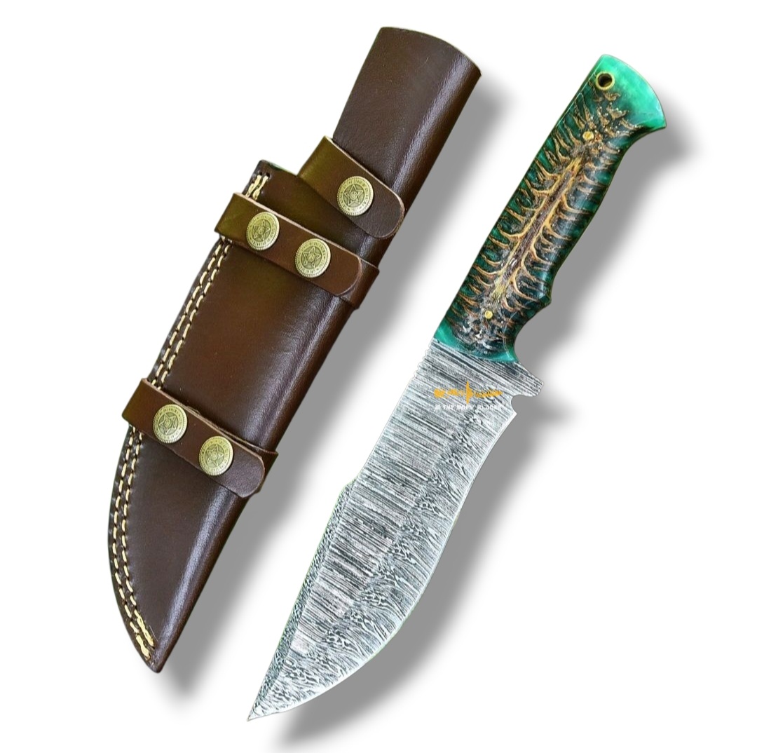 Damascus steel Hunting knife 