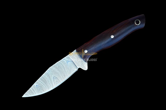 Damascus Steel Skinner knife