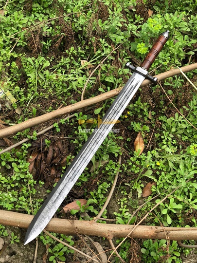 Damascus Steel Blade Sword